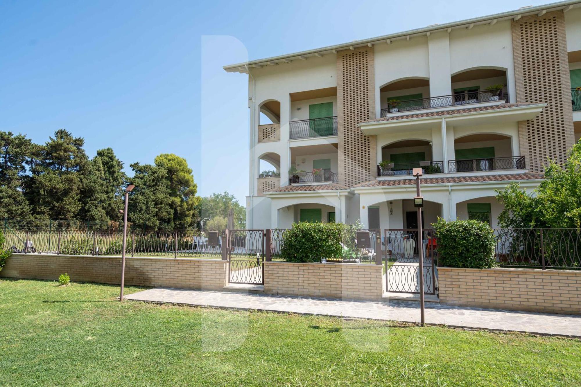 Homiday - Merope Apartment Pineto